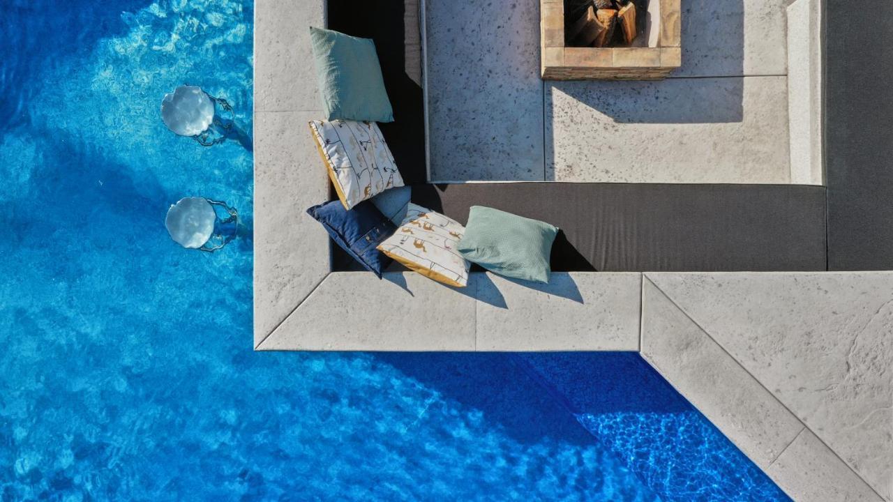 Riverside Pool Villa-Sremski Karlovci Bagian luar foto